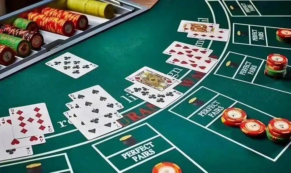 stake mirror Slots